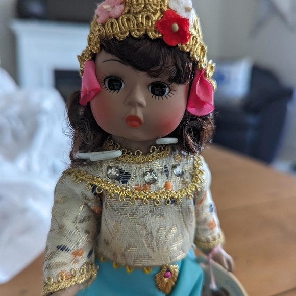 Madame Alexander Other - Mme Alexander‎ Doll Set of 4: Japan China Indonesia Thailand, Boxed, Vintage